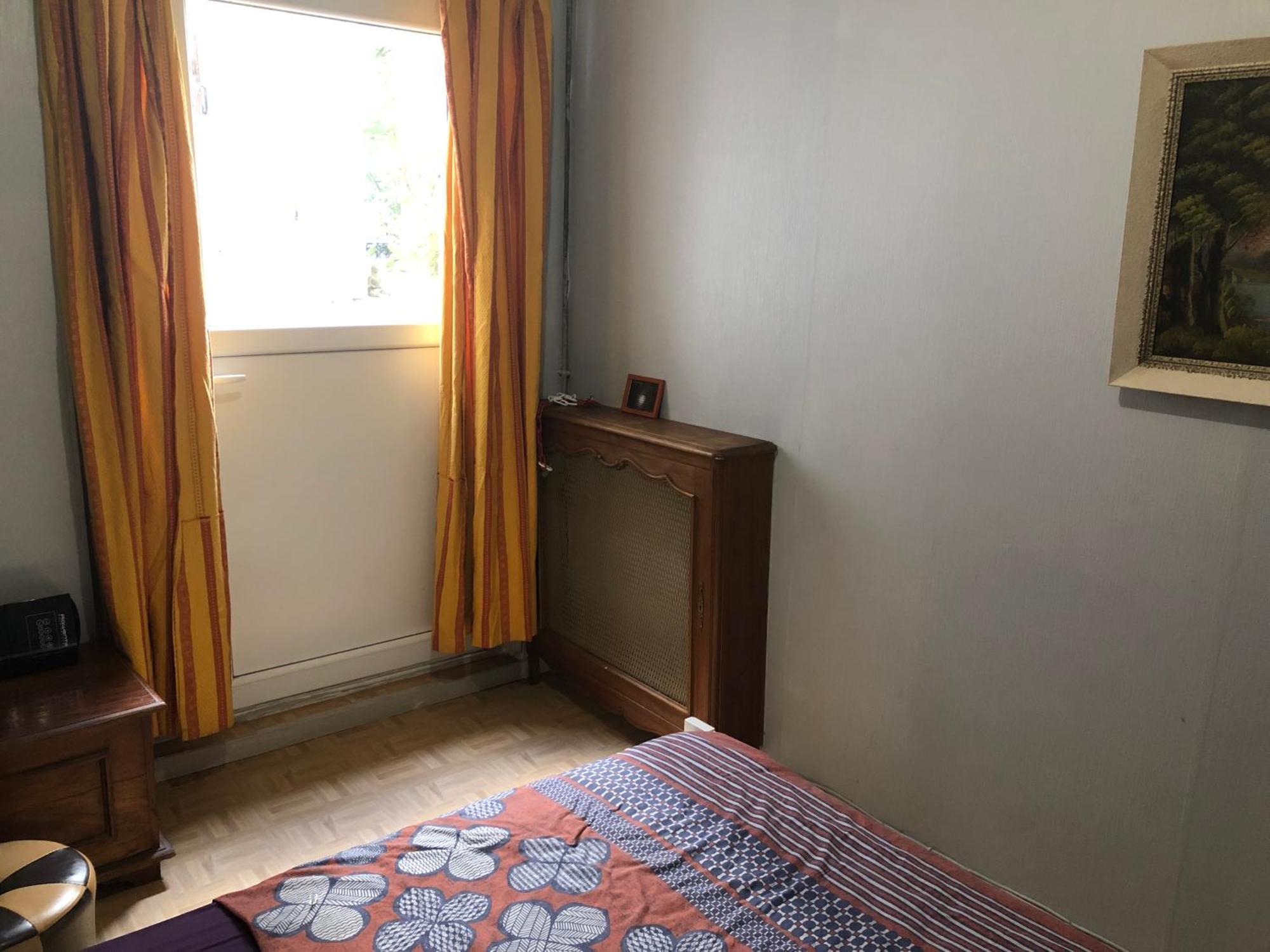 Guesthouse Familial Pour 1,2,3,4 Personnes De 42M2-Accessible Handic -Rez De Chaussee-Vues Sur Rue Et Patio Prive - Sejour,Chambre Separee,Cuisine,Salle De Bain,Lit Double Et Canape-Lit 2Pers-Entree De La Rue Berzelius-5 Minutes Du Metro Brochant-Lig Paris Exterior foto