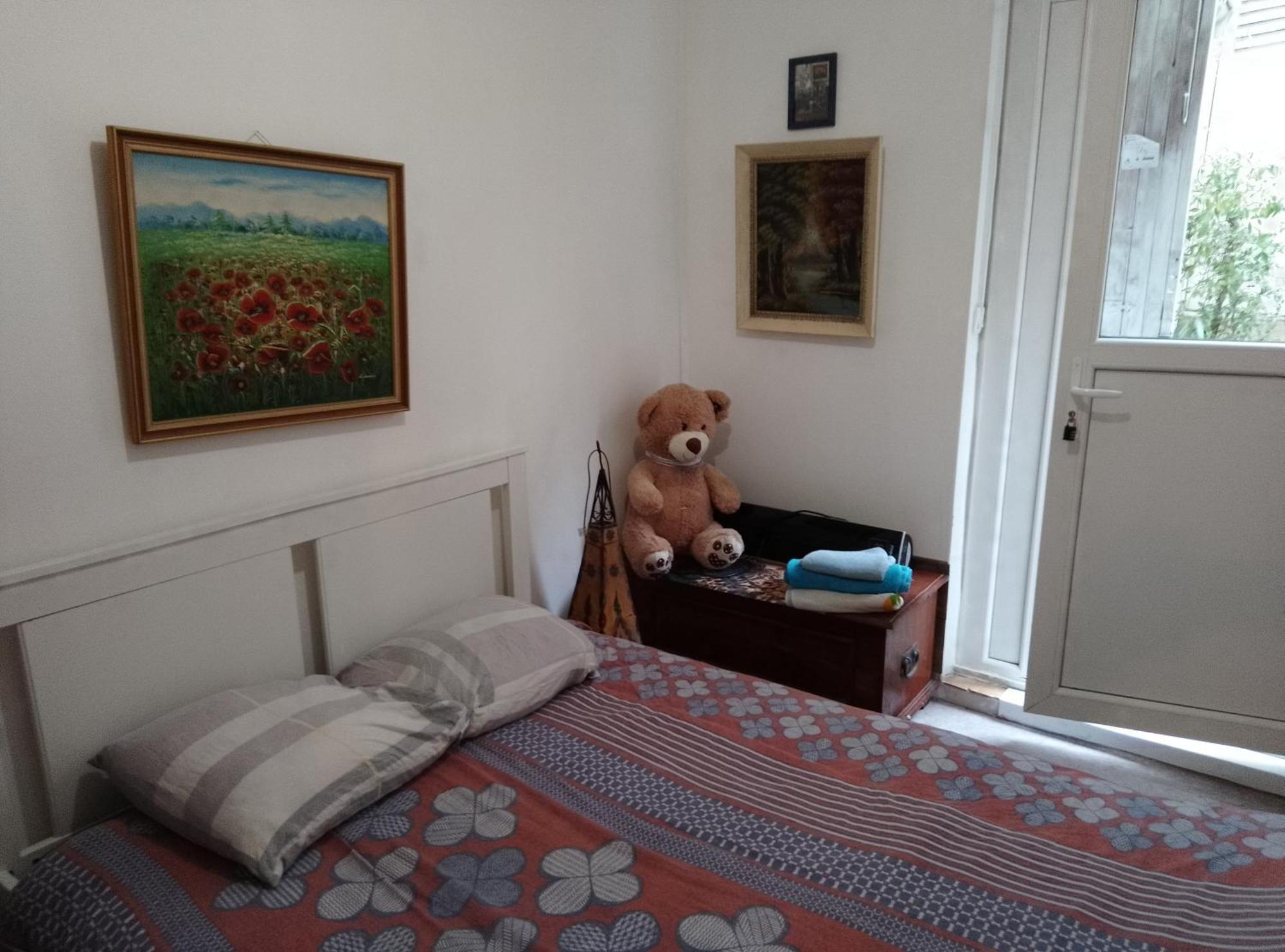 Guesthouse Familial Pour 1,2,3,4 Personnes De 42M2-Accessible Handic -Rez De Chaussee-Vues Sur Rue Et Patio Prive - Sejour,Chambre Separee,Cuisine,Salle De Bain,Lit Double Et Canape-Lit 2Pers-Entree De La Rue Berzelius-5 Minutes Du Metro Brochant-Lig Paris Exterior foto